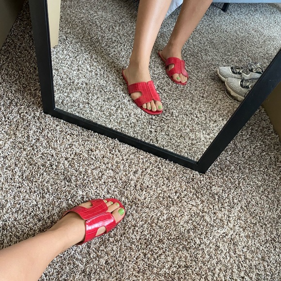 Red Sandals - Picture 2 of 3
